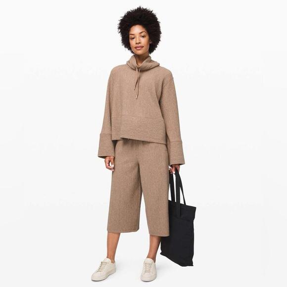 lululemon athletica Pants - 1 Lululemon Retreat Yourself Crop - Heathered Soft Sand